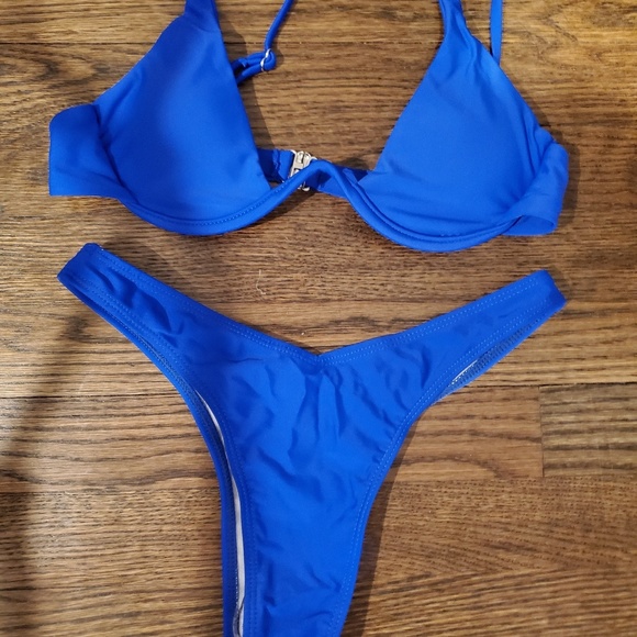 Never worn bikini - Picture 2 of 2